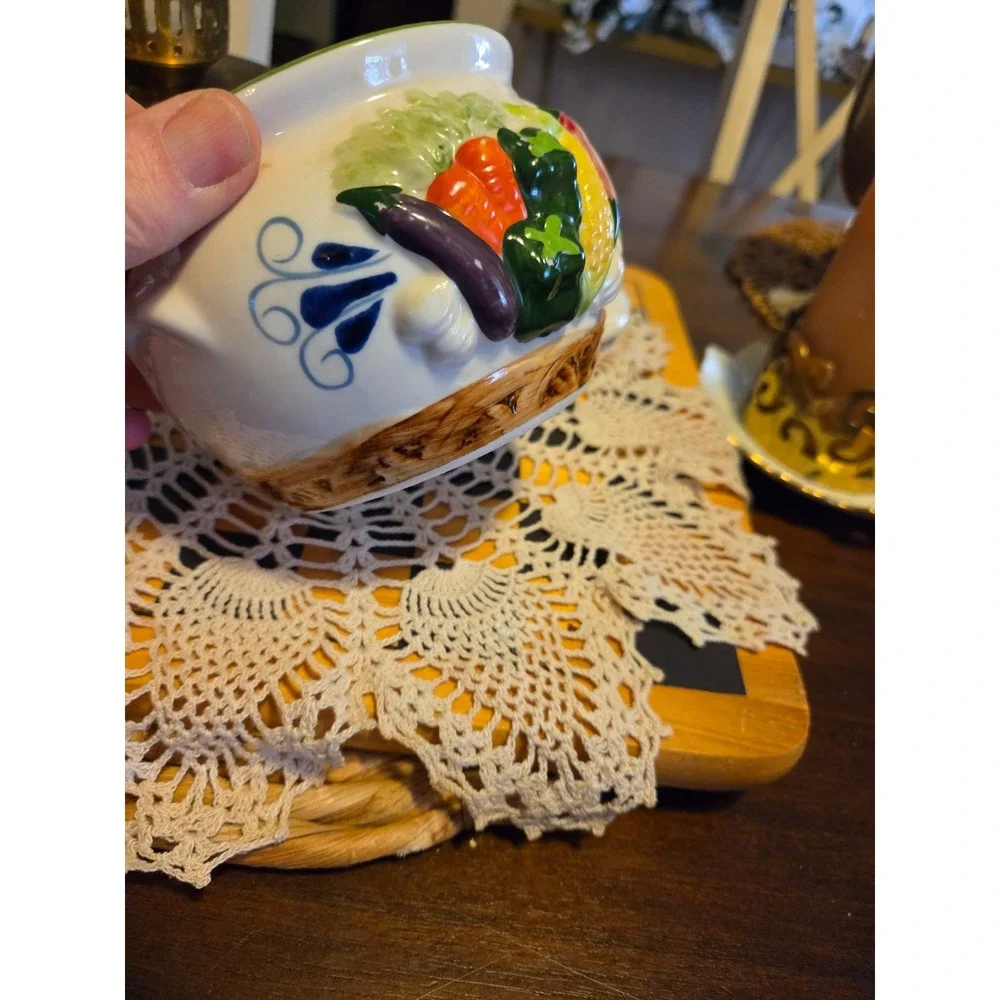 vintage handpainted ceramic vegetable covered dish. Cottagecore  GrannyCore Farm